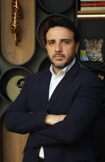 Renan Santos